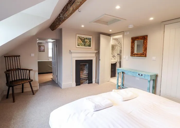 Rock House Apartment